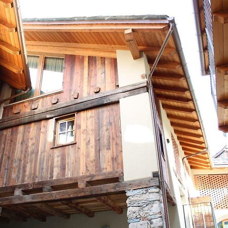 L'Atelier Du Temps - Les Greniers Appartements Aosta Exteriör bild