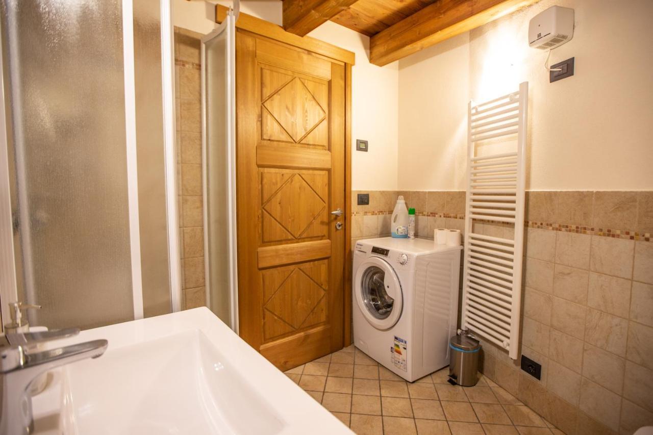 L'Atelier Du Temps - Les Greniers Appartements Aosta Exteriör bild