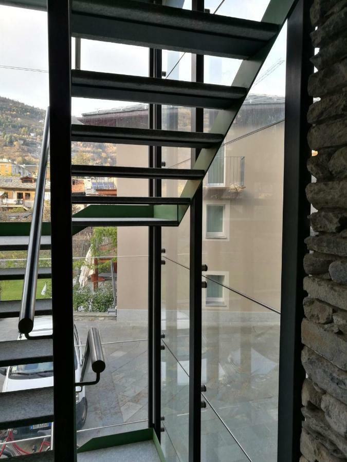 L'Atelier Du Temps - Les Greniers Appartements Aosta Exteriör bild