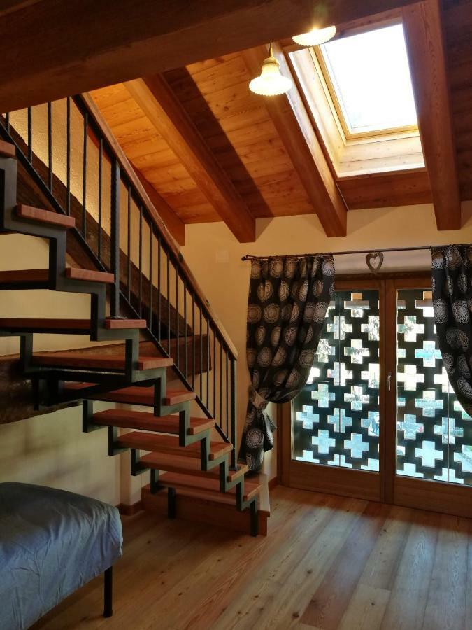 L'Atelier Du Temps - Les Greniers Appartements Aosta Exteriör bild