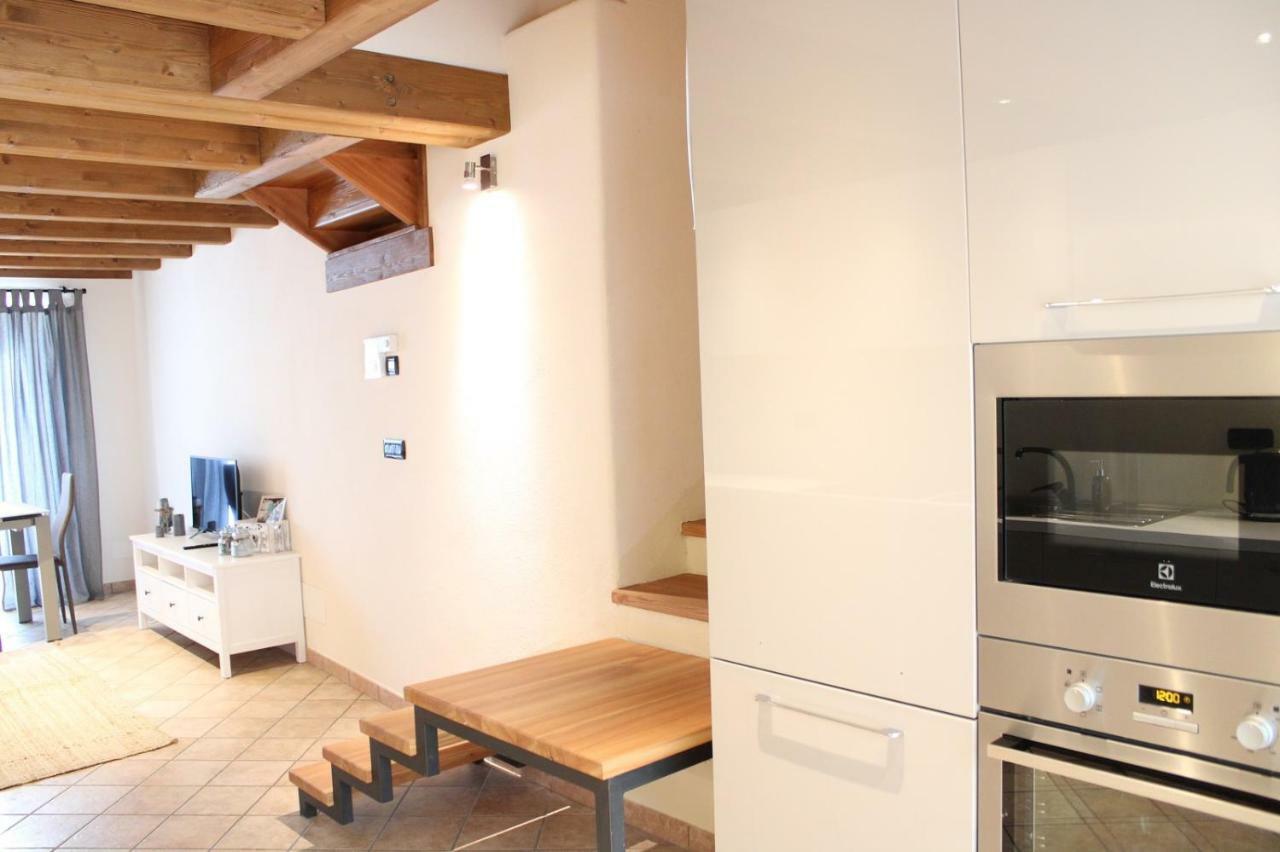 L'Atelier Du Temps - Les Greniers Appartements Aosta Exteriör bild