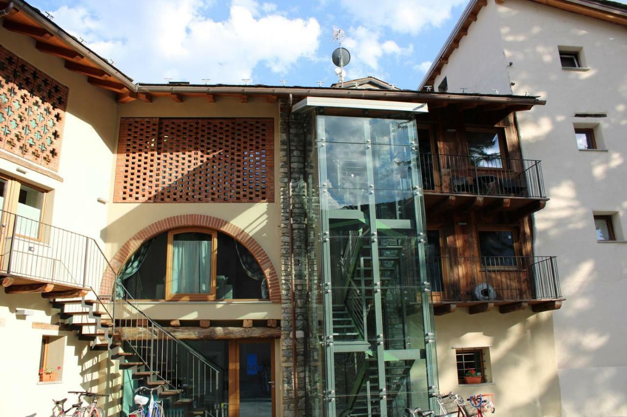 L'Atelier Du Temps - Les Greniers Appartements Aosta Exteriör bild