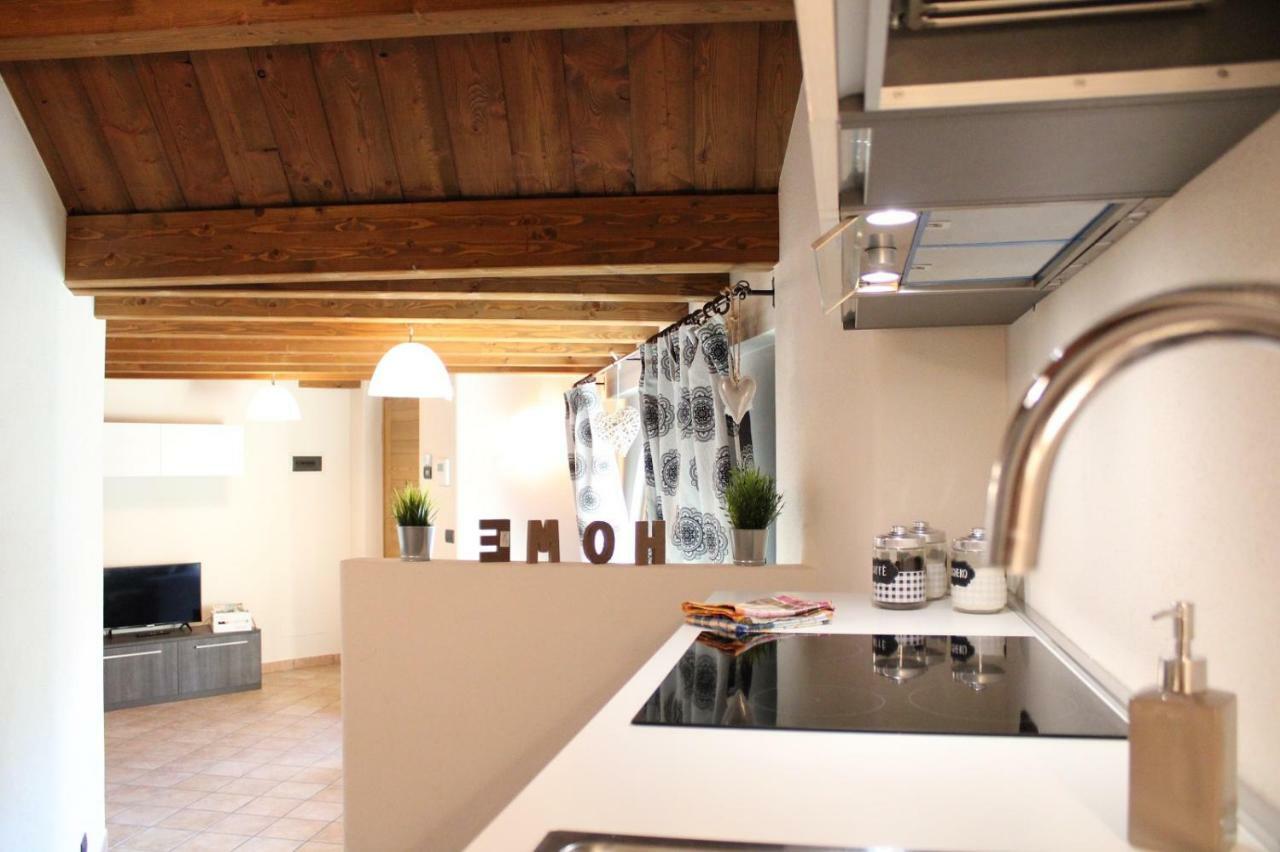 L'Atelier Du Temps - Les Greniers Appartements Aosta Exteriör bild